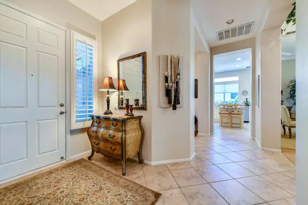 Indio, CA 92201,43784 Royal Saint George DR