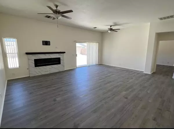 Cathedral City, CA 92234,68392 Riviera RD