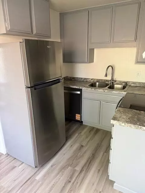 Indio, CA 92201,82075 Country Club DR #48