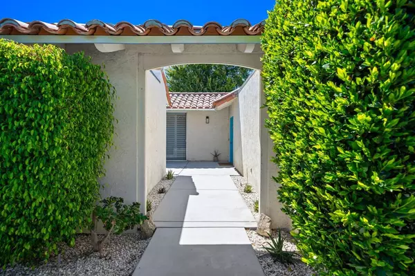 La Quinta, CA 92253,78483 Calle Huerta