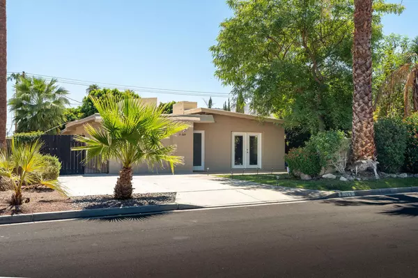 La Quinta, CA 92253,51864 Avenida Mendoza