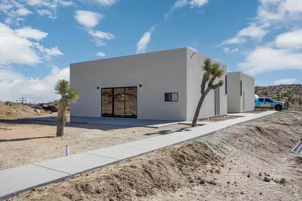 Yucca Valley, CA 92284,5175 Hilton AVE