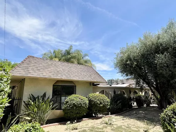 1646 W 27th ST, San Bernardino, CA 92407