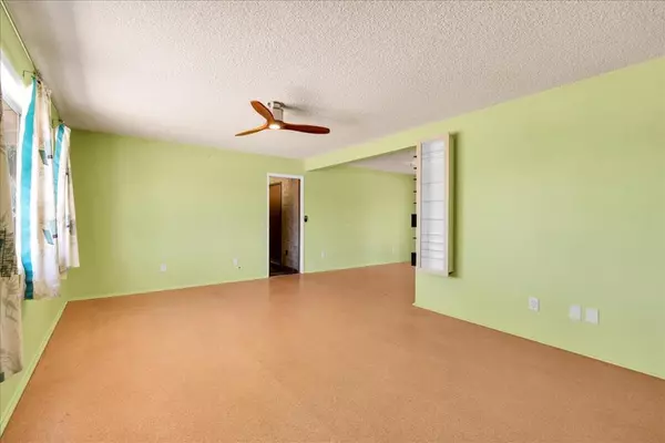 Yucca Valley, CA 92284,55733 Onaga TRL