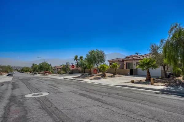 Desert Hot Springs, CA 92240,11351 Pomelo DR