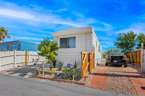 Desert Hot Springs, CA 92240,15687 Palm Drive #108