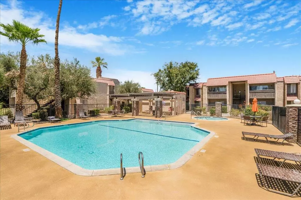 Indio, CA 92201,44260 Monroe ST ## 54