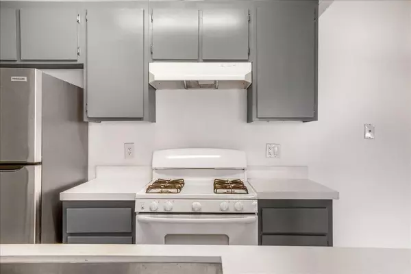 Indio, CA 92201,44260 Monroe ST ## 54