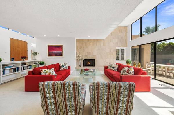 Indian Wells, CA 92210,46220 Manitou DR
