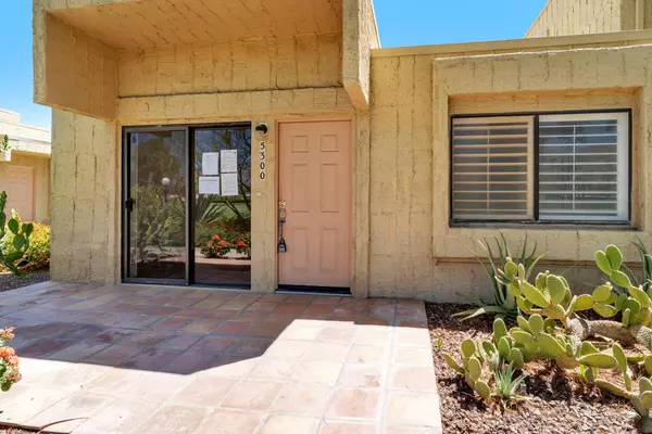 5300 Los Coyotes DR, Palm Springs, CA 92264