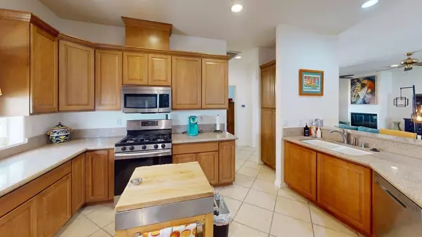 Desert Hot Springs, CA 92240,65057 Cliff CIR S