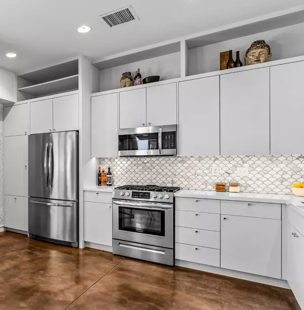 222 Breeze LOOP, Palm Springs, CA 92262