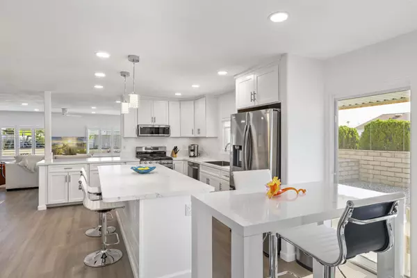 Palm Desert, CA 92260,73425 Highland Springs DR