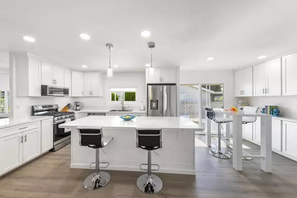 73425 Highland Springs DR, Palm Desert, CA 92260