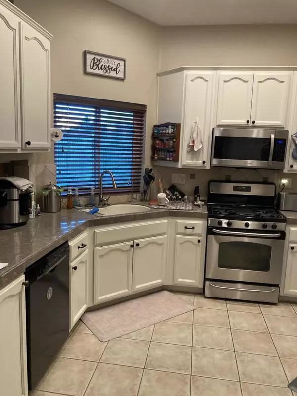 La Quinta, CA 92253,44215 Goldenrod CIR