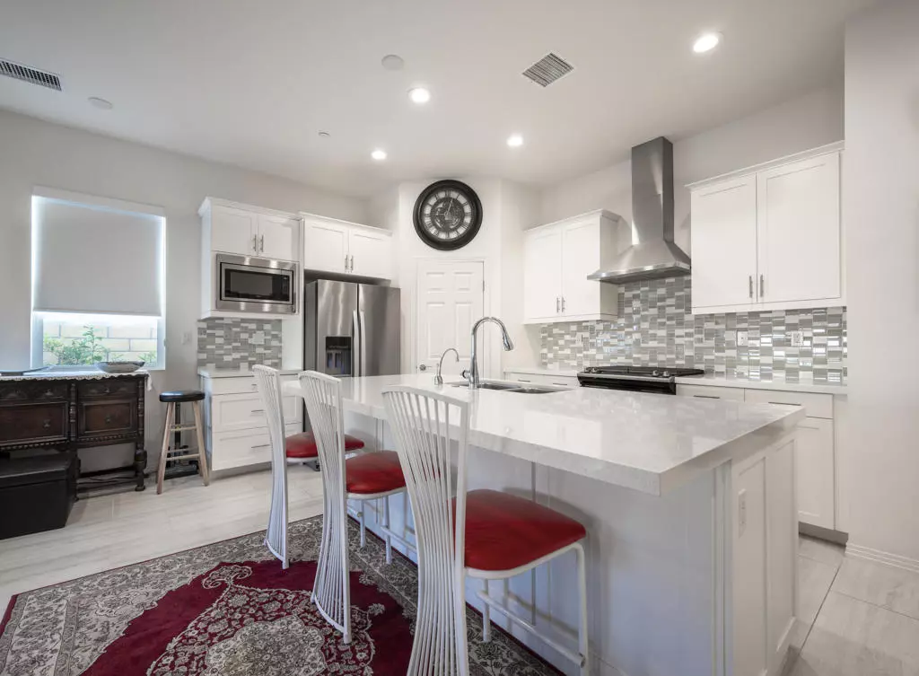 Palm Desert, CA 92211,78772 Amare WAY