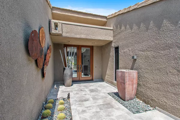 Palm Desert, CA 92260,73698 Irontree DR