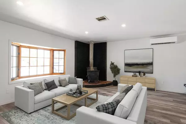 Yucca Valley, CA 92284,56869 Mountain View TRL