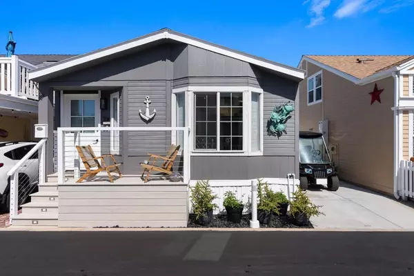 Newport Beach, CA 92663,37 El Paseo ST