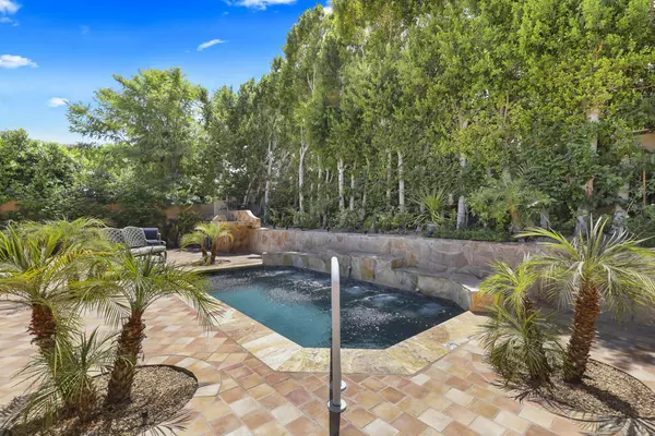 La Quinta, CA 92253,60755 Living Stone DR