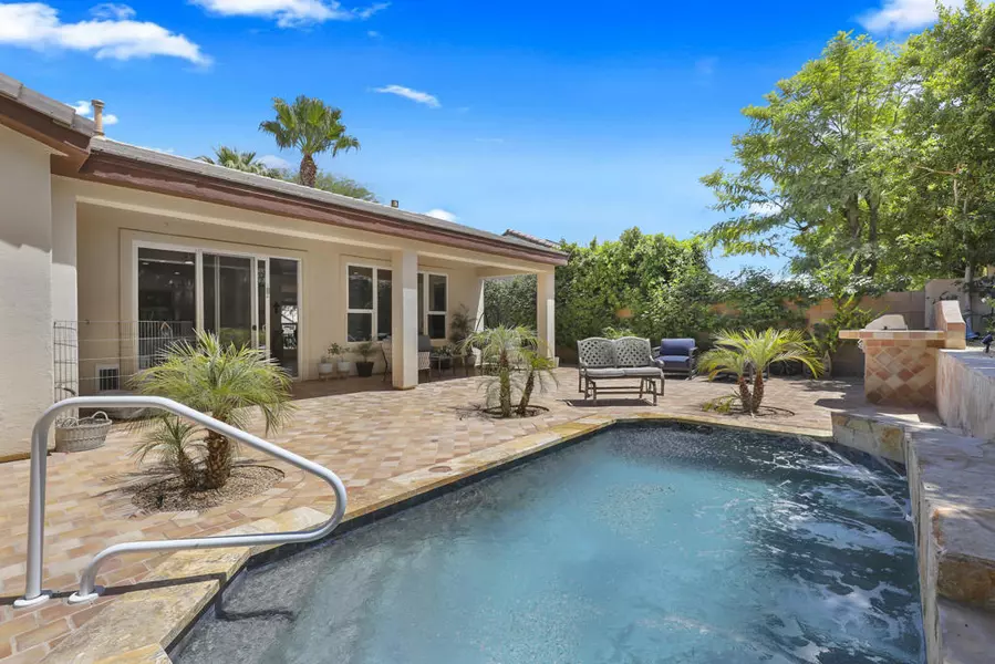 60755 Living Stone DR, La Quinta, CA 92253