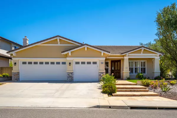 696 Via Vista, Newbury Park, CA 91320