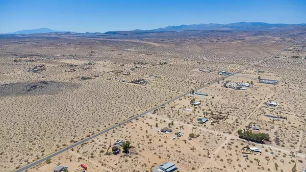 Landers, CA 92285,58522 Reche RD