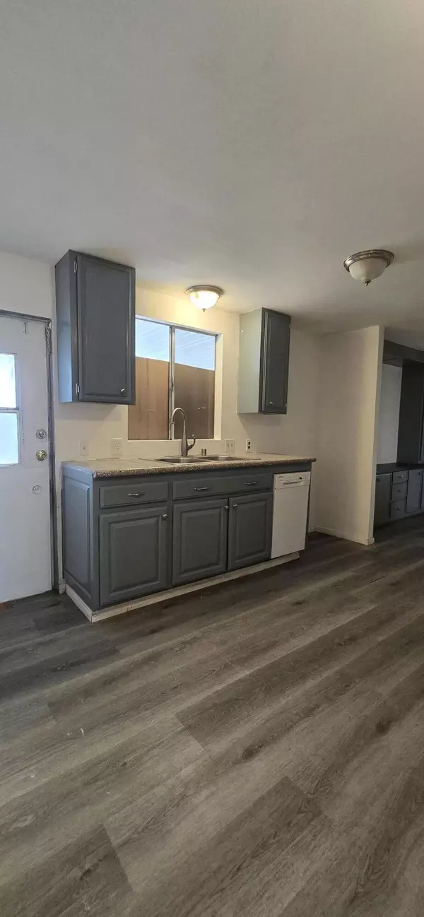 Thermal, CA 92274,2675 Salton Bay DR