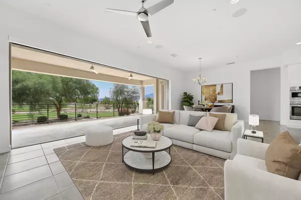803 Retreat CIR, Palm Desert, CA 92260