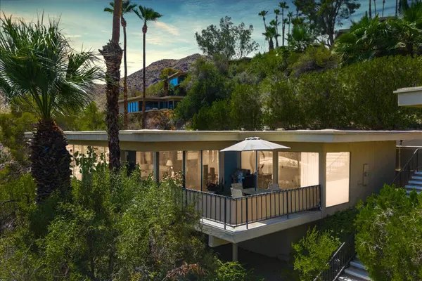 2143 Southridge DR, Palm Springs, CA 92264