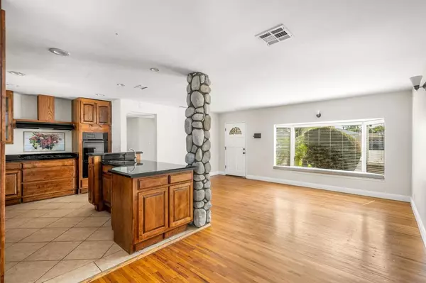 La Mirada, CA 90638,12109 Bluefield AVE