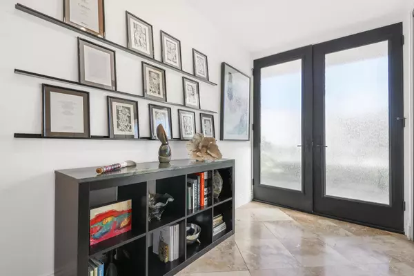 La Quinta, CA 92253,49845 Lago DR