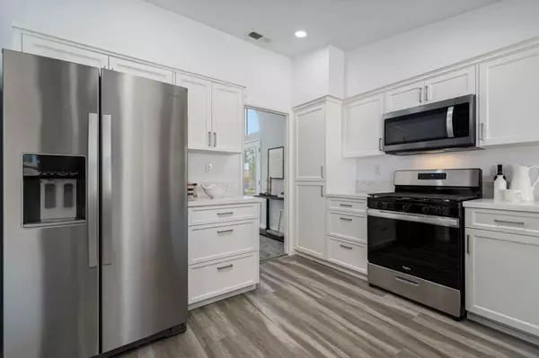 La Quinta, CA 92253,44345 Willow CIR