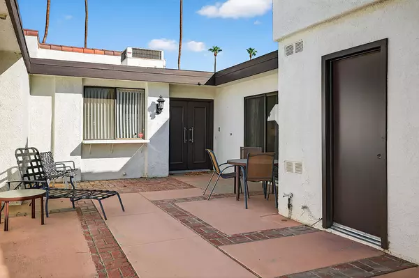 Rancho Mirage, CA 92270,36 Barcelona DR