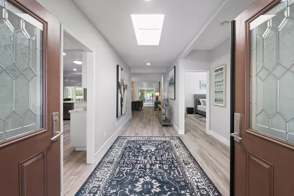 Palm Desert, CA 92211,39060 Kilimanjaro CT