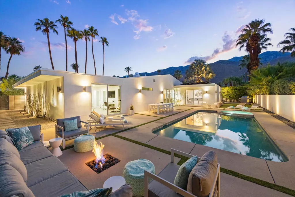 Palm Springs, CA 92264,1160 E Marion WAY