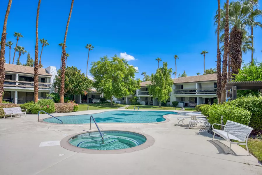 5125 E Waverly DR #B11, Palm Springs, CA 92264