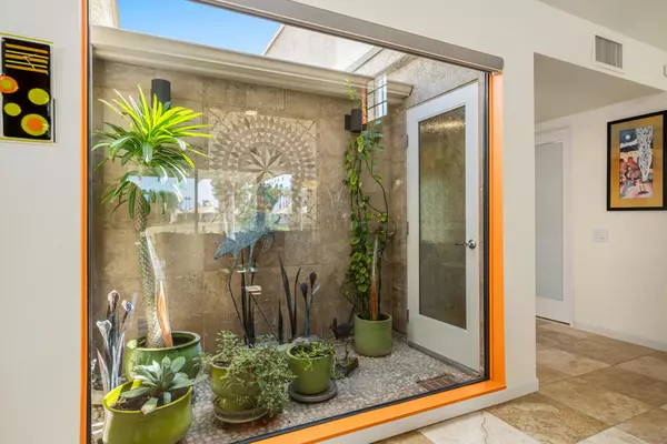 Cathedral City, CA 92234,35983 Paseo Circulo E