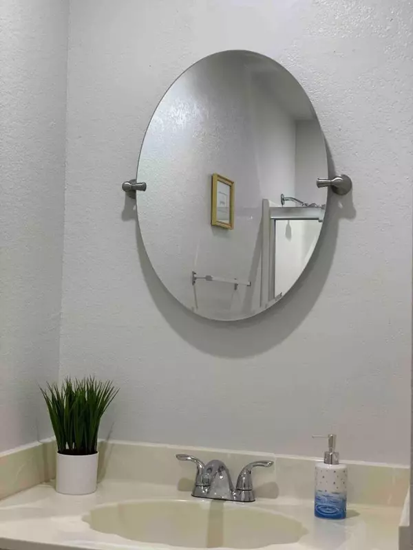 Palm Springs, CA 92262,2810 N Arcadia CT #211