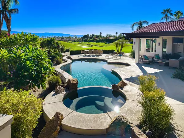 Rancho Mirage, CA 92270,350 Loch Lomond RD