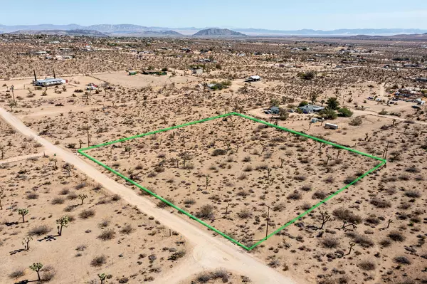 Yucca Valley, CA 92284,1435 Jemez TRL