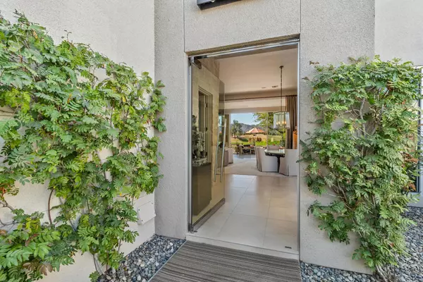 Rancho Mirage, CA 92270,81 Royal Saint Georges WAY