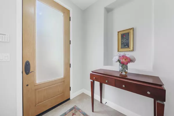 La Quinta, CA 92253,80255 Via Tesoro