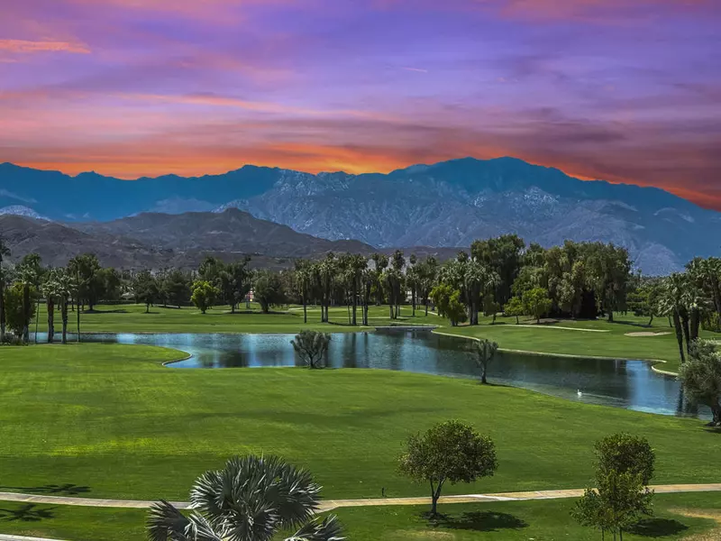 910 Island DR #406, Rancho Mirage, CA 92270
