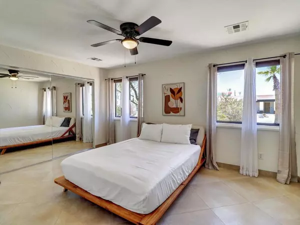Palm Springs, CA 92262,2890 E San Marino RD