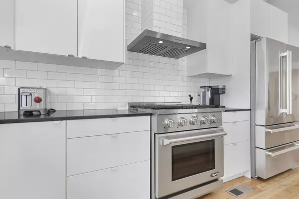 77801 Chandler WAY, Palm Desert, CA 92211