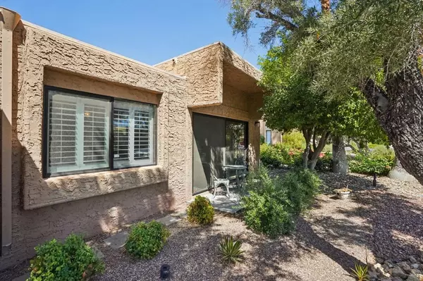 Palm Springs, CA 92264,2201 Los Patos DR