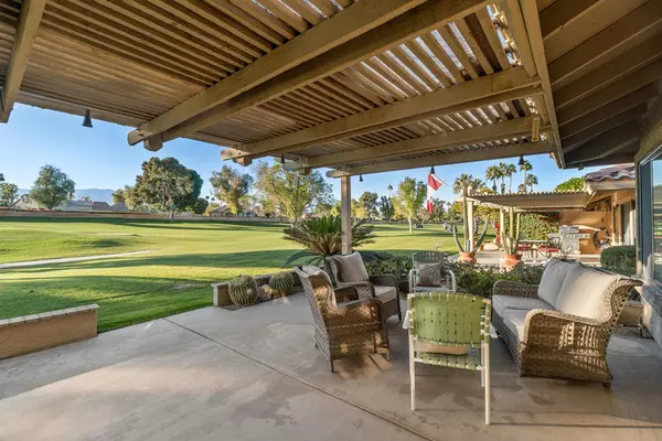41525 Woodhaven DR W, Palm Desert, CA 92211