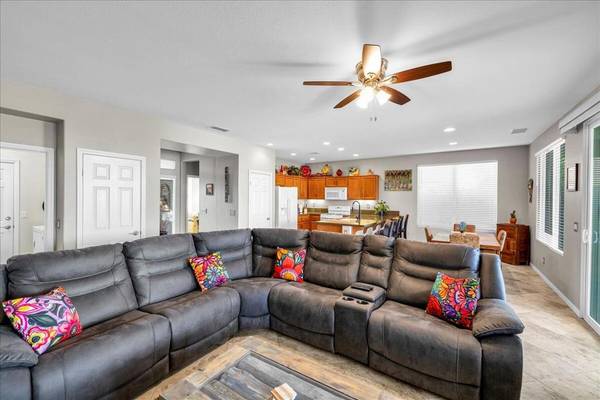 La Quinta, CA 92253,60636 Desert Shadows DR