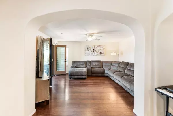 Palm Desert, CA 92211,158 Paseo Bravo